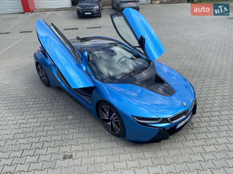Купе BMW i8 2015 в Черновцах