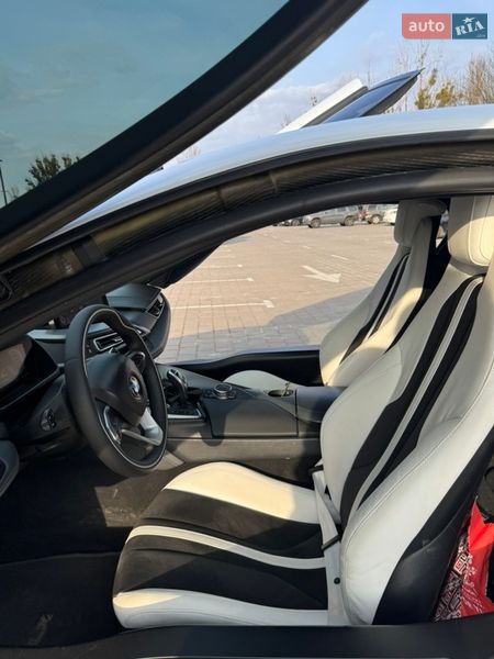 Купе BMW i8 2015 в Луцке