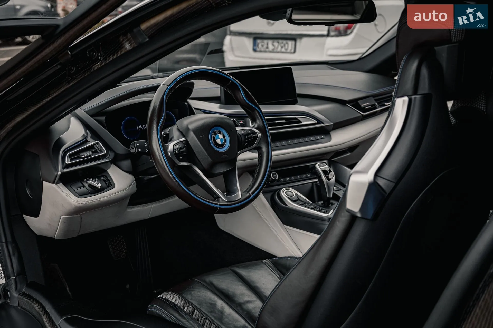 2015 BMW i8 - мініатюра 6