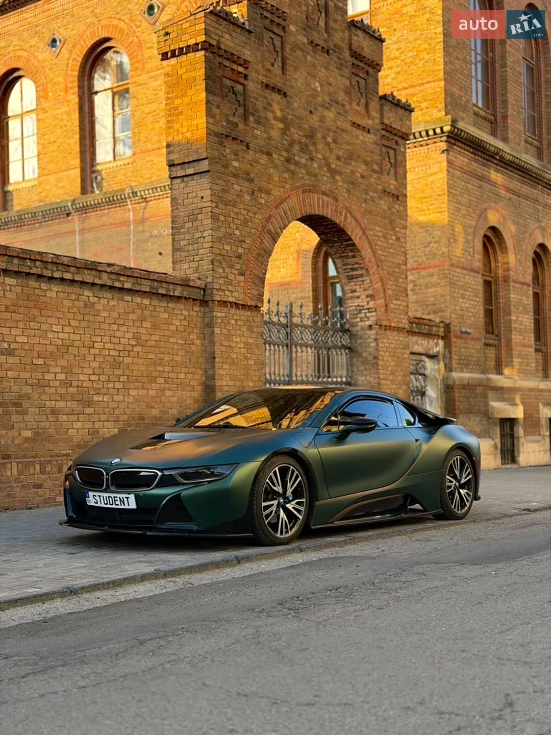 2016 BMW i8 - фото 1