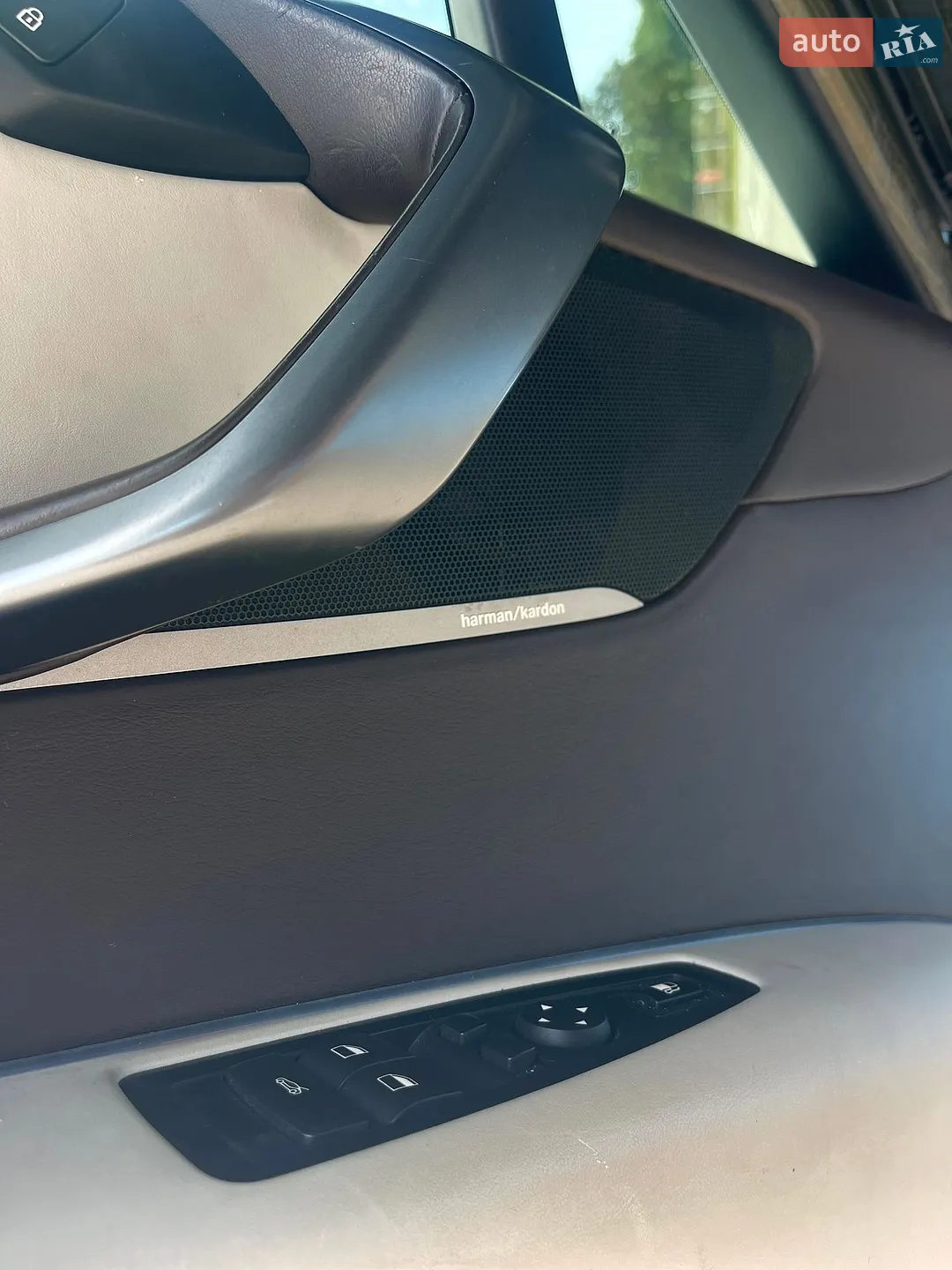 2016 BMW i8 - мініатюра 35