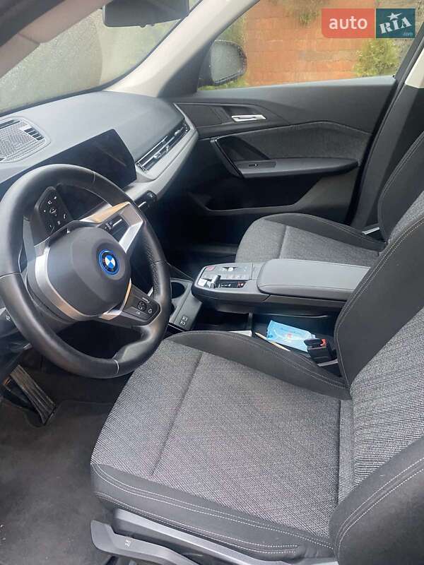 Внедорожник / Кроссовер BMW iX1 2023 в Киеве