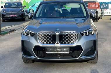 Внедорожник / Кроссовер BMW iX1 2023 в 