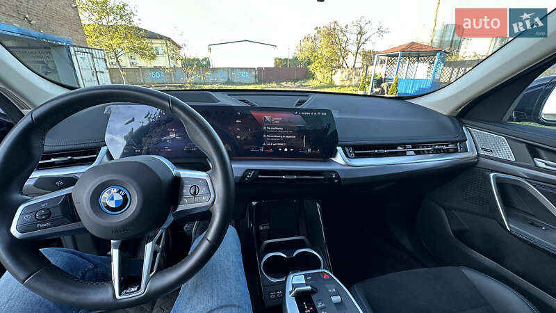 Внедорожник / Кроссовер BMW iX1 2024 в Полтаве