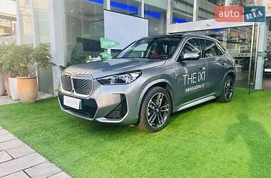 Внедорожник / Кроссовер BMW iX1 2023 в Мукачево