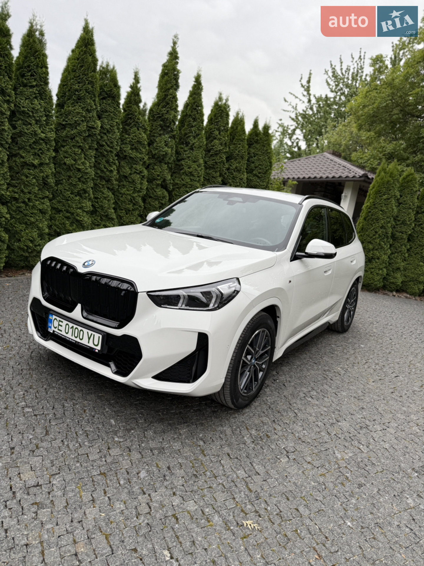 2023 BMW iX1 - мініатюра 8