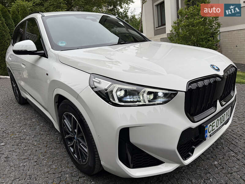 Внедорожник / Кроссовер BMW iX1 2023 в Черновцах