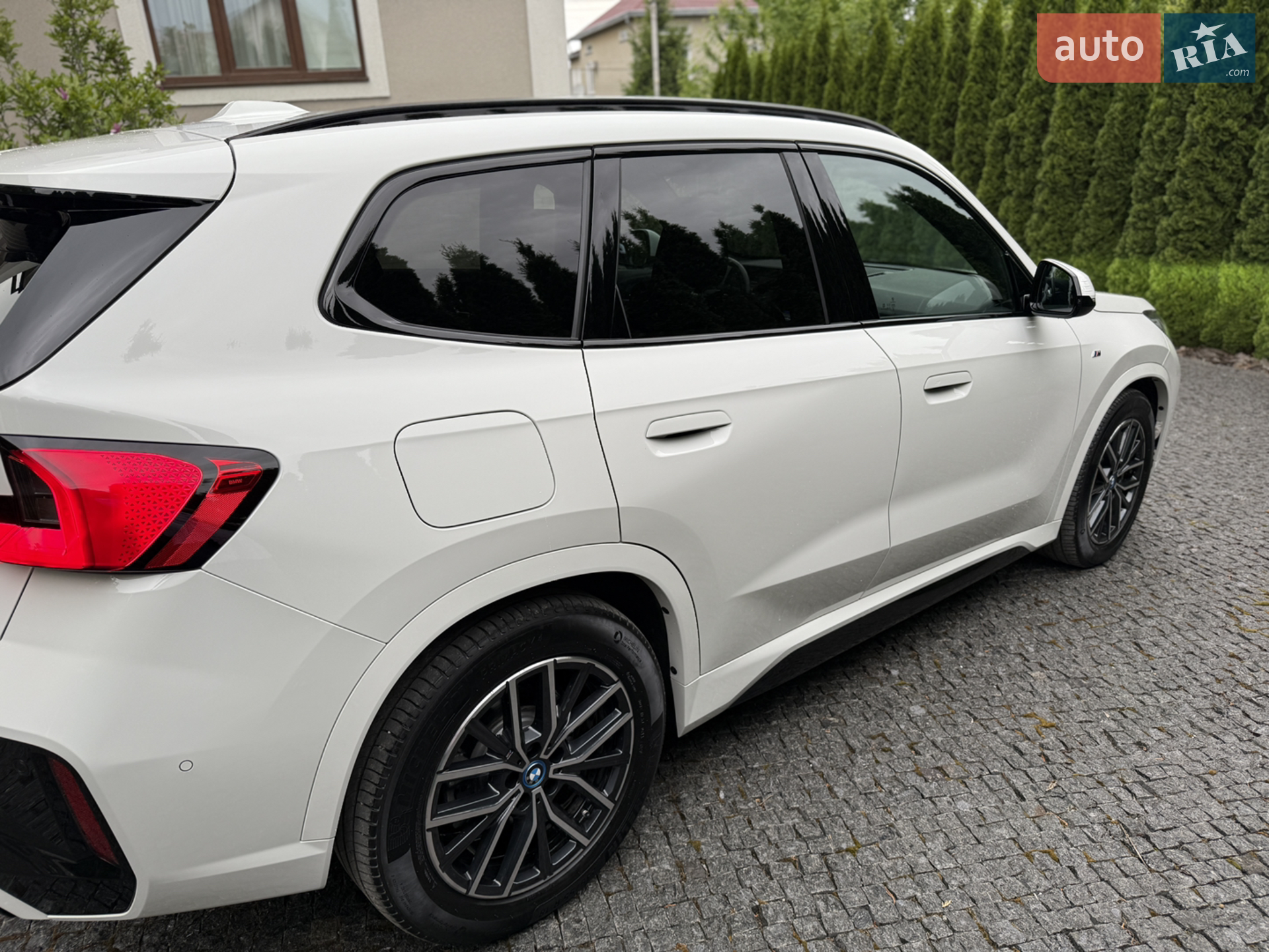 2023 BMW iX1 - мініатюра 35