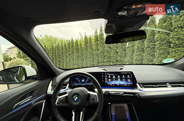 Внедорожник / Кроссовер BMW iX1 2023 в 