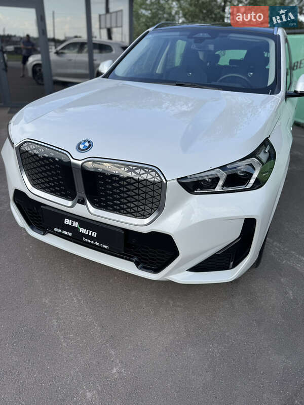 Позашляховик / Кросовер BMW iX1 2023 в Києві