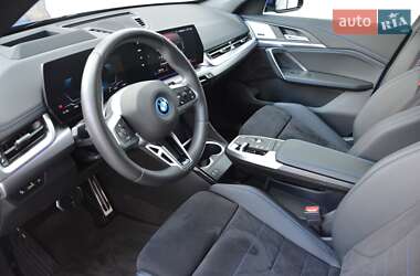 Внедорожник / Кроссовер BMW iX1 2024 в 