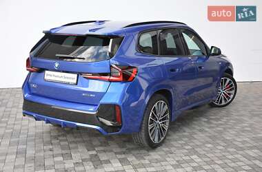 Внедорожник / Кроссовер BMW iX1 2024 в 