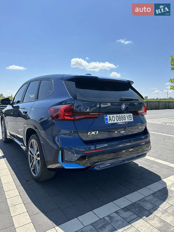 Внедорожник / Кроссовер BMW iX1 2023 в Мукачево
