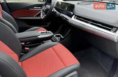Внедорожник / Кроссовер BMW iX1 2023 в 