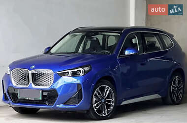 Внедорожник / Кроссовер BMW iX1 2023 в Львове