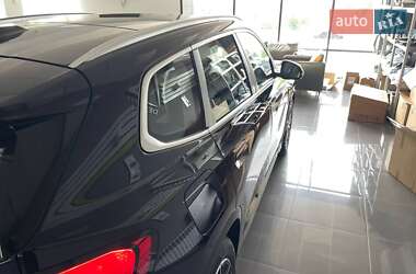 Внедорожник / Кроссовер BMW iX1 2025 в 