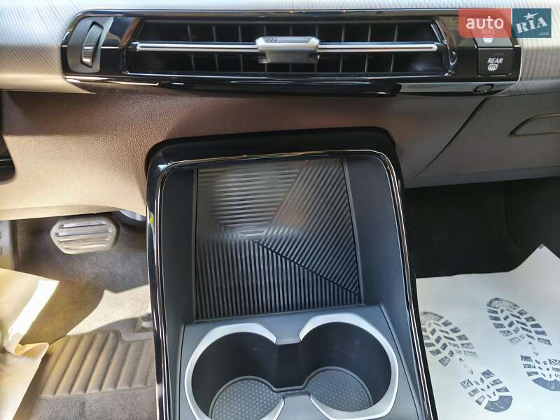 Позашляховик / Кросовер BMW iX1 2025 в Одесі