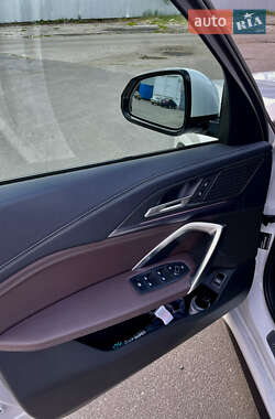 Внедорожник / Кроссовер BMW iX1 2023 в 