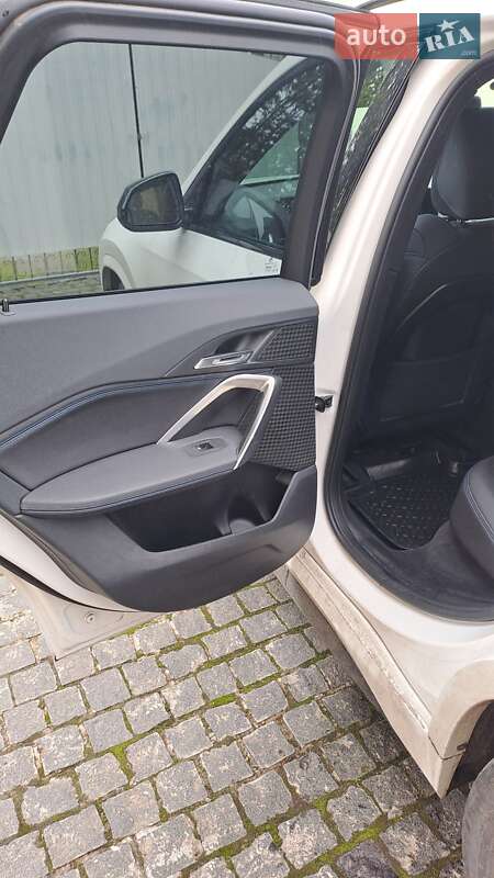 Позашляховик / Кросовер BMW iX1 2022 в Житомирі