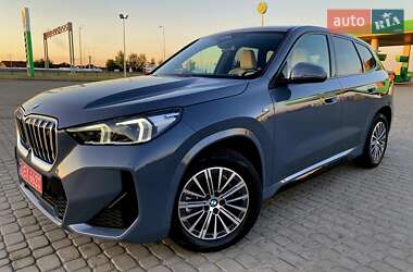Внедорожник / Кроссовер BMW iX1 2023 в 