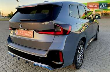 Внедорожник / Кроссовер BMW iX1 2023 в 