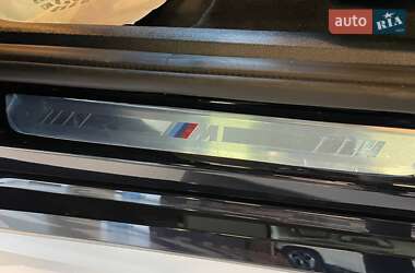 Позашляховик / Кросовер BMW iX1 2025 в 