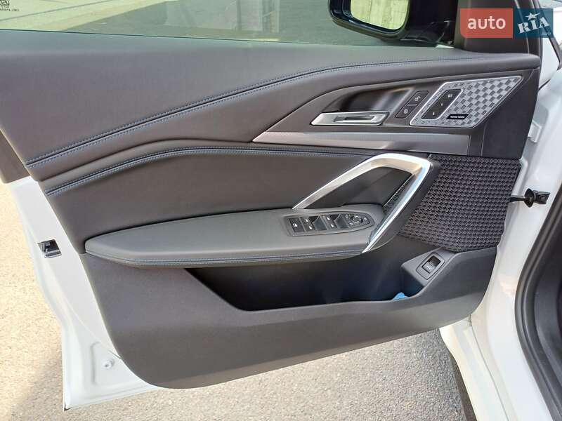 Позашляховик / Кросовер BMW iX1 2024 в Києві
