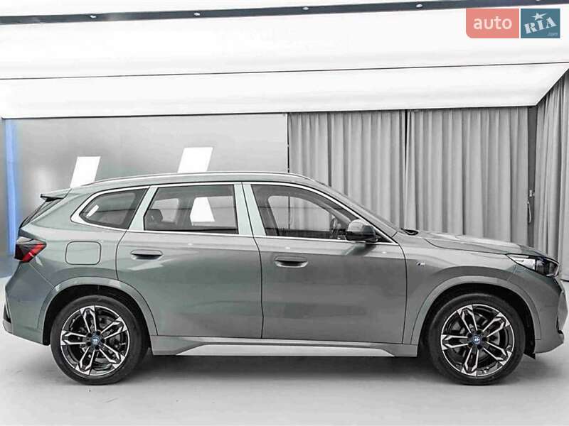 Внедорожник / Кроссовер BMW iX1 2023 в Киеве