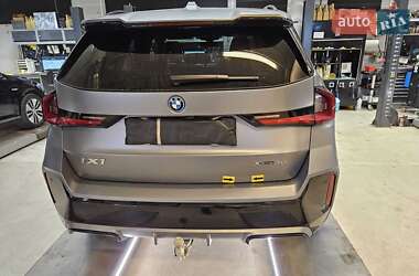 Внедорожник / Кроссовер BMW iX1 2023 в 