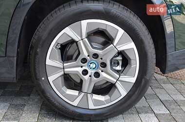 Внедорожник / Кроссовер BMW iX1 2024 в 