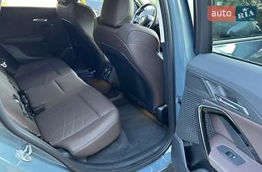Внедорожник / Кроссовер BMW iX1 2024 в 