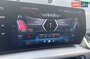 Внедорожник / Кроссовер BMW iX1 2023 в 