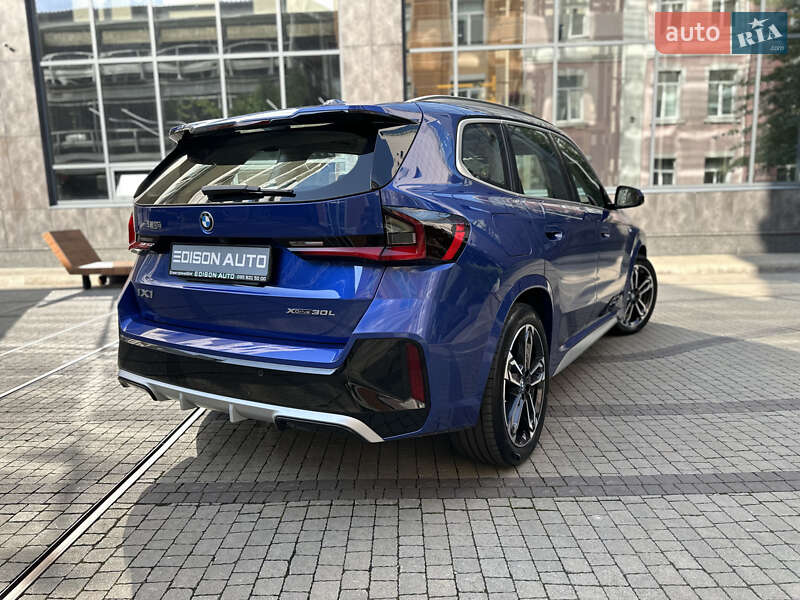 Внедорожник / Кроссовер BMW iX1 2024 в Киеве