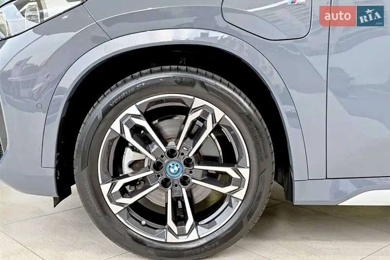 Внедорожник / Кроссовер BMW iX1 2024 в Киеве