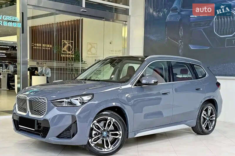 Внедорожник / Кроссовер BMW iX1 2024 в Киеве
