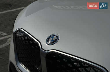 Внедорожник / Кроссовер BMW iX1 2025 в 