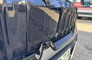 Внедорожник / Кроссовер BMW iX1 2023 в 