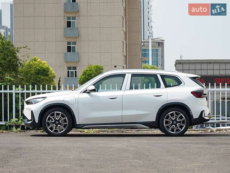Позашляховик / Кросовер BMW iX1 2023 в Житомирі