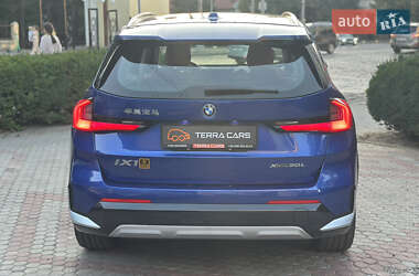 Внедорожник / Кроссовер BMW iX1 2023 в 