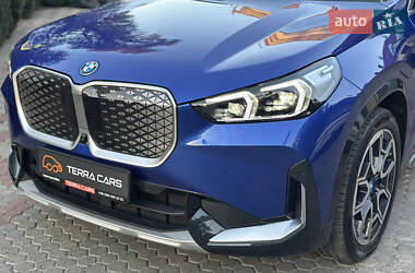 Внедорожник / Кроссовер BMW iX1 2023 в 