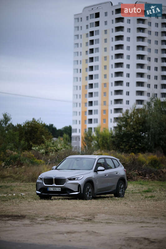 Позашляховик / Кросовер BMW iX1 2023 в Києві