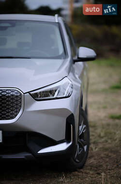 Внедорожник / Кроссовер BMW iX1 2023 в 