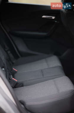 Внедорожник / Кроссовер BMW iX1 2023 в 