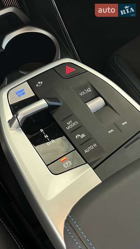 Позашляховик / Кросовер BMW iX1 2023 в Дніпрі