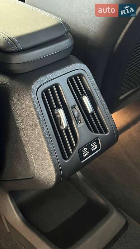Позашляховик / Кросовер BMW iX1 2023 в Дніпрі