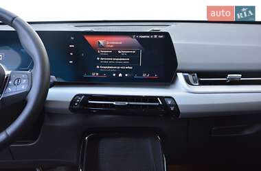 Внедорожник / Кроссовер BMW iX1 2024 в 