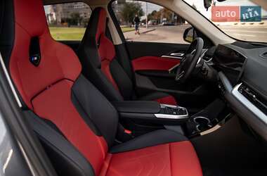 Внедорожник / Кроссовер BMW iX1 2023 в 