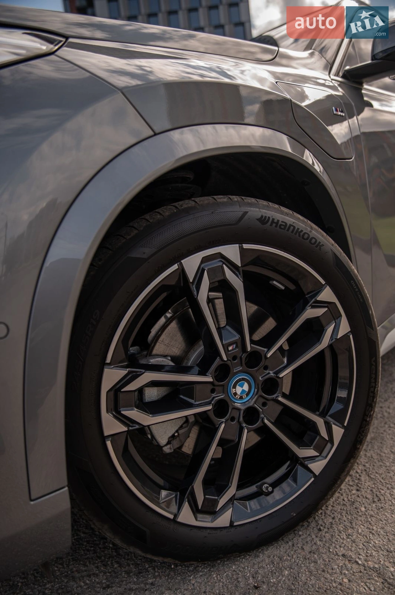 2023 BMW iX1 - мініатюра 32