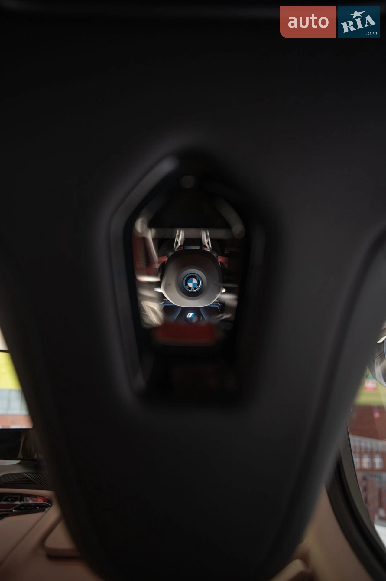 2023 BMW iX1 - мініатюра 30