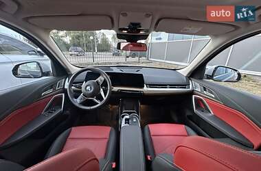 Внедорожник / Кроссовер BMW iX1 2023 в 